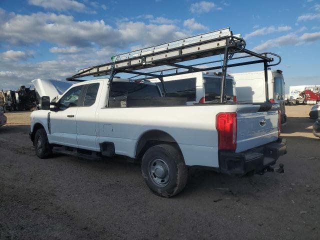 2023 Ford F250 Super Duty Salvage Car