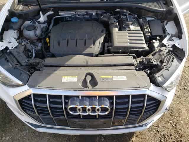 2021 Audi Q3 Premium 40 Background