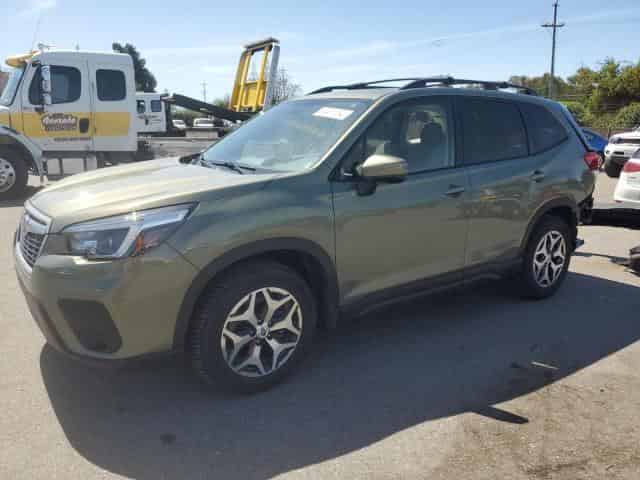 2021 Subaru Forester Premium Background