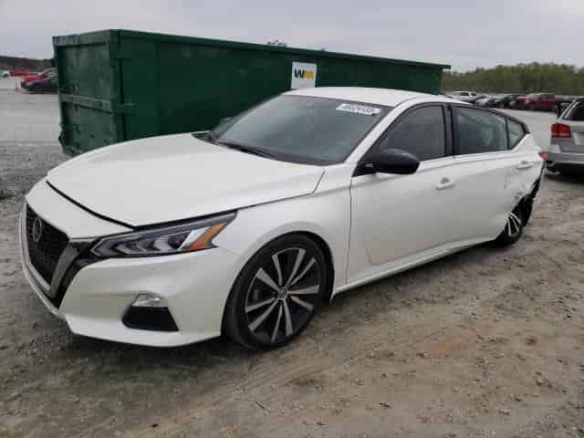 2020 Nissan altima Background