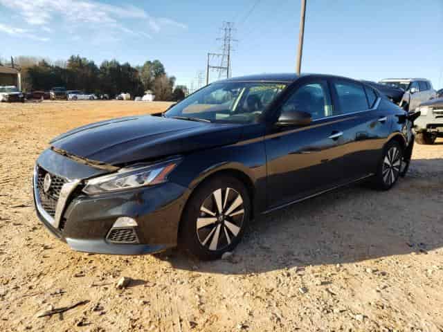 2022 Nissan altima Background