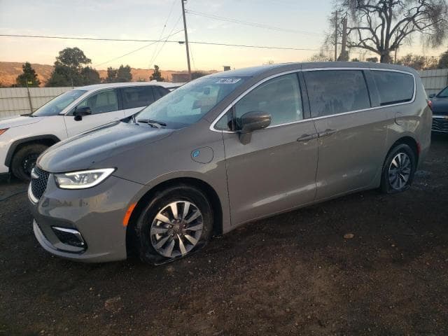 2022 Chrysler pacifica salvage