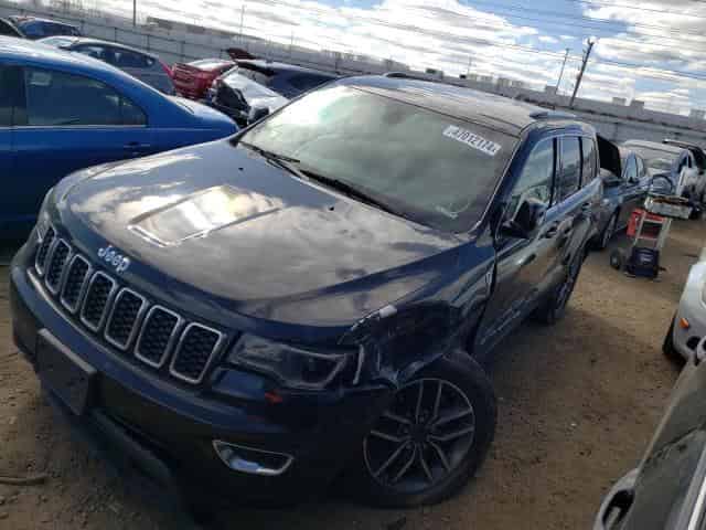 2020 Jeep grand cher Background