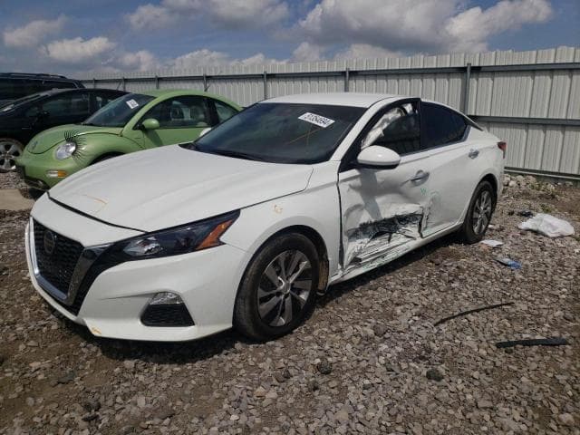 2022 Nissan altima salvage