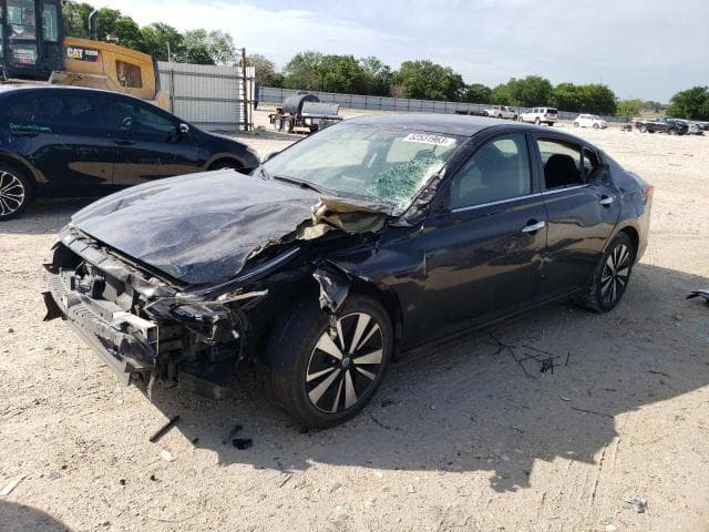 2021 Nissan altima salvage