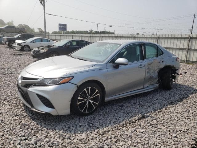 2020 Toyota camry salvage