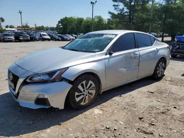 2020 Nissan altima Background