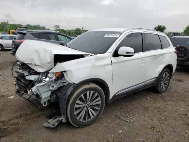 2020 Mitsubishi outlander Background