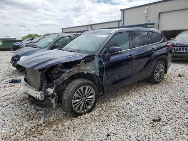2021 Toyota highlander Background