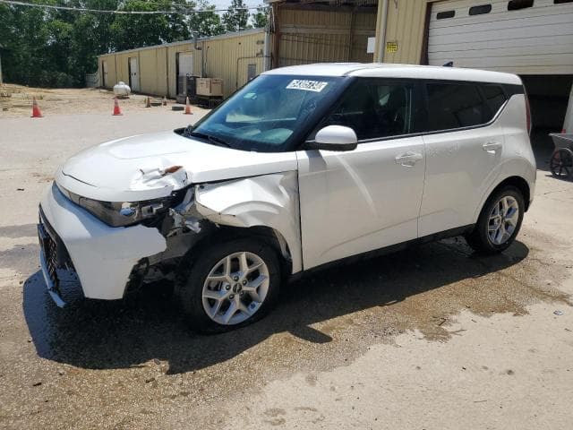 2024 KIA soul Salvage Car