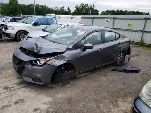 2020 Nissan versa Background