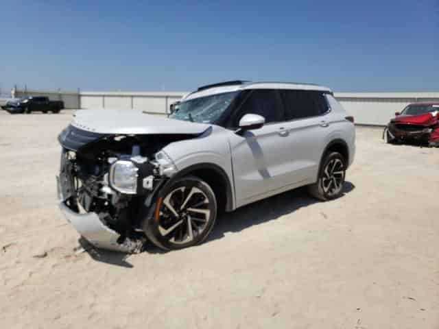 2022 Mitsubishi outlander Background