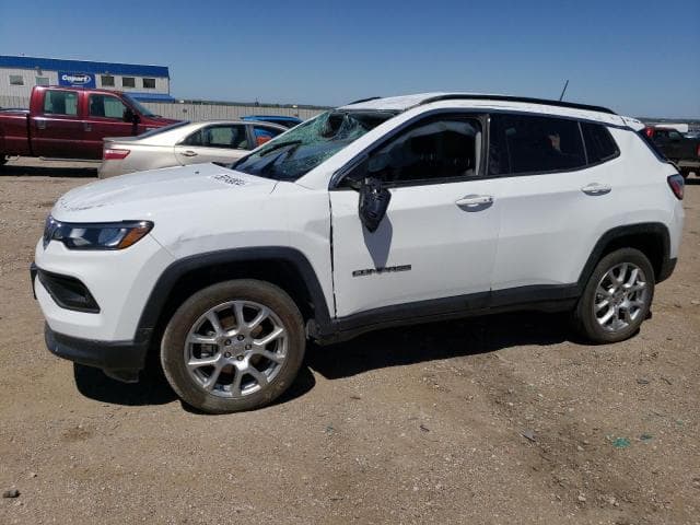 2022 Jeep compass salvage