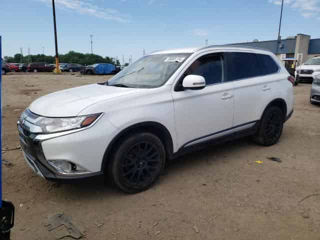 2020 Mitsubishi outlander Background