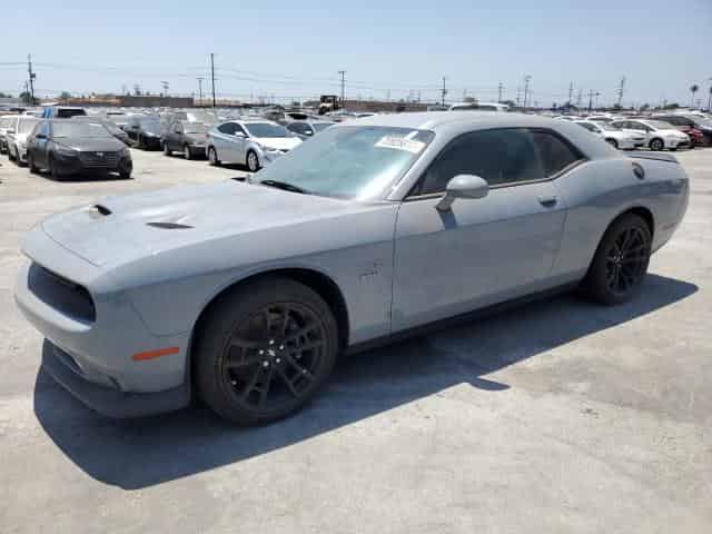 2020 Dodge challenger Background