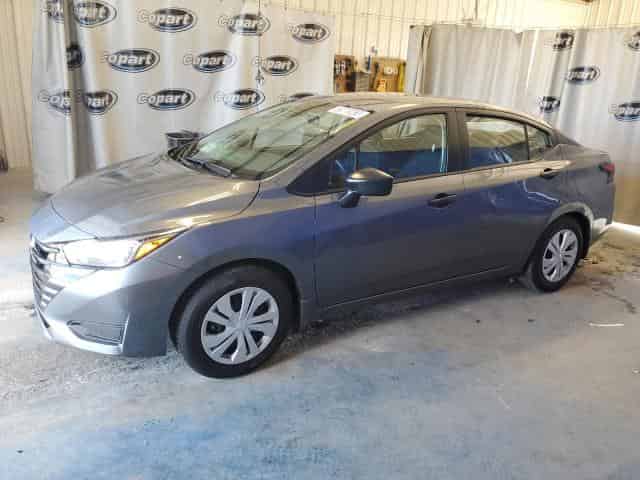 2023 Nissan versa Background
