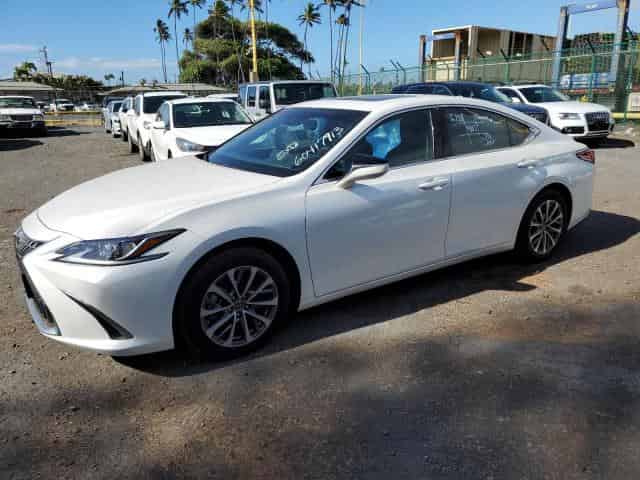 2022 Lexus es350 Background