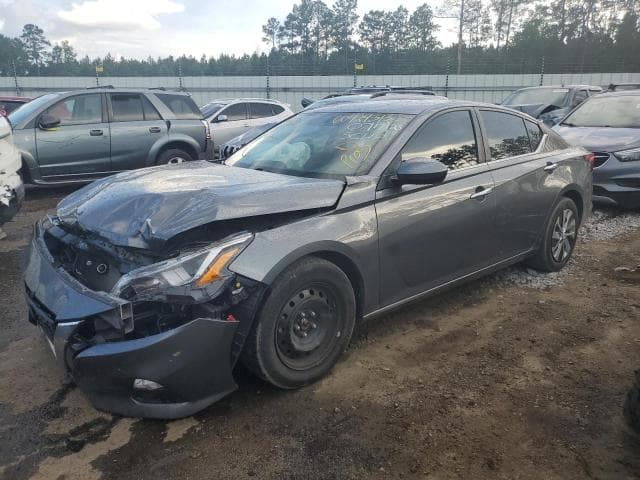 2020 Nissan altima salvage