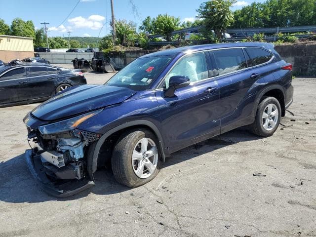 2022 Toyota highlander salvage