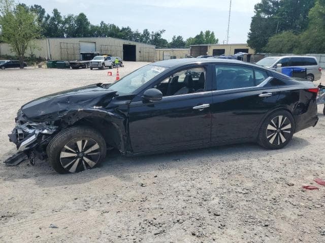 2020 Nissan altima salvage