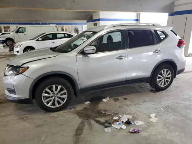 2020 Nissan rogue Background