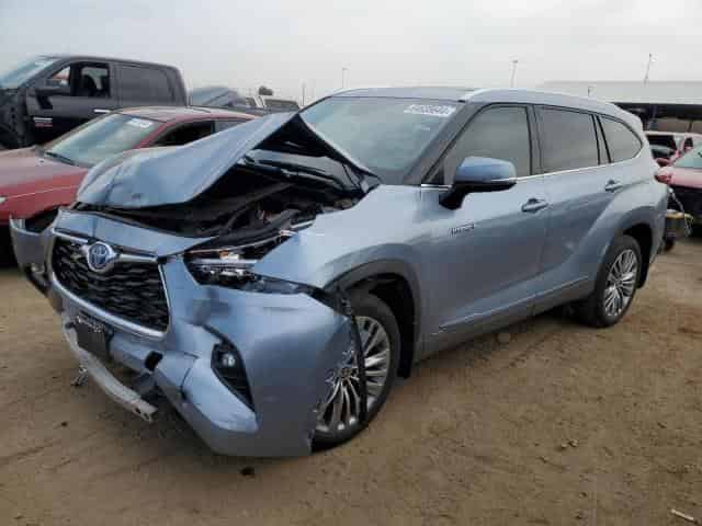 2021 Toyota Highlander, Hybrid Platinum Background
