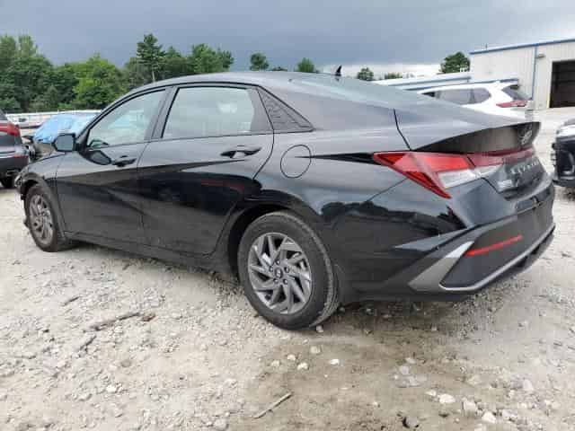2024 Hyundai Elantra, Sel Background