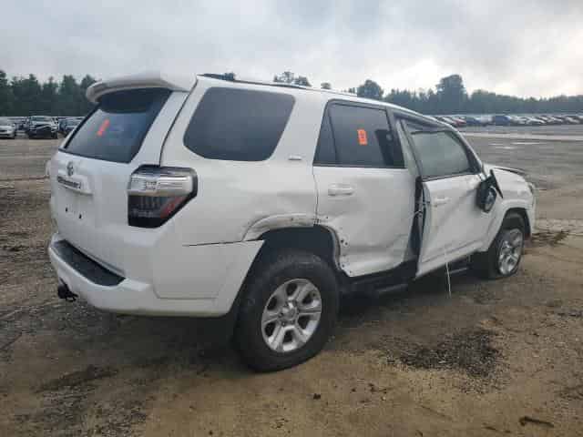 2023 Toyota 4runner, SR5 Background