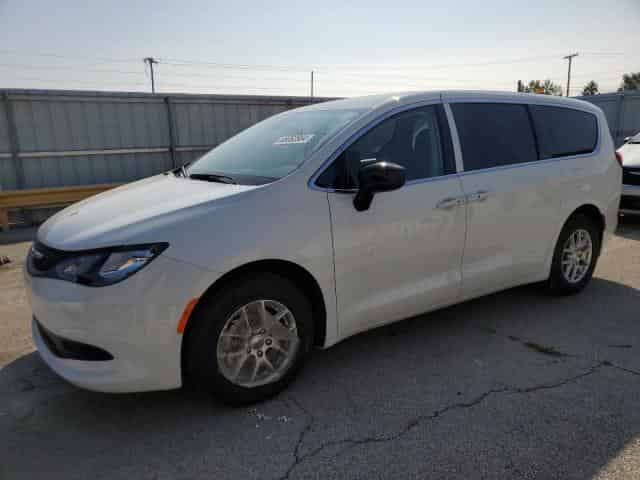 2024 Chrysler Voyager, LX Background