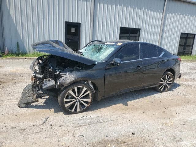 2021 Nissan altima salvage