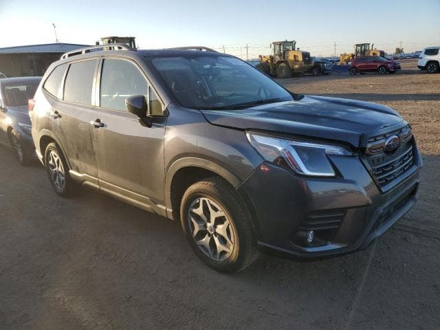 2024 Subaru Forester, Premium Salvage Car
