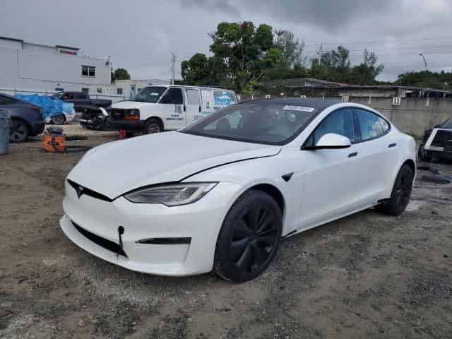 2021 Tesla model s Background