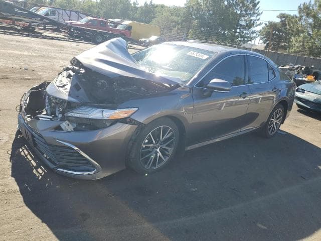 2023 Toyota camry salvage