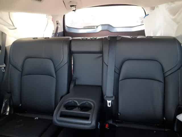 2024 Nissan Pathfinder, SL Background