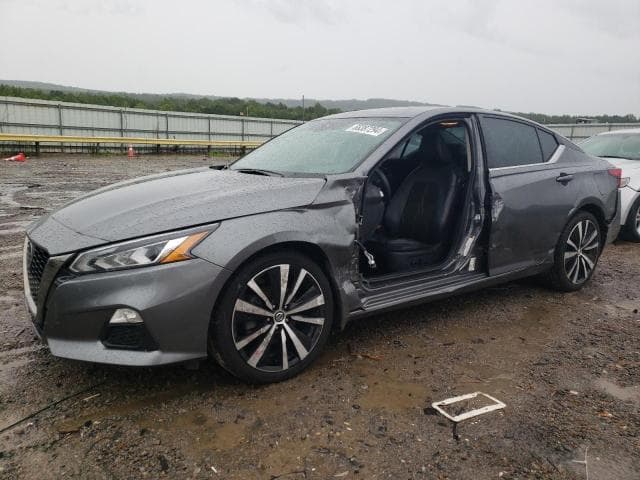 2021 Nissan altima salvage