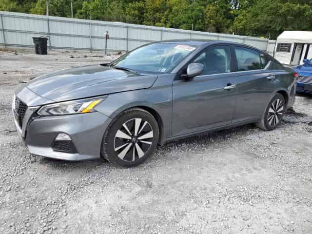 2022 Nissan altima Background