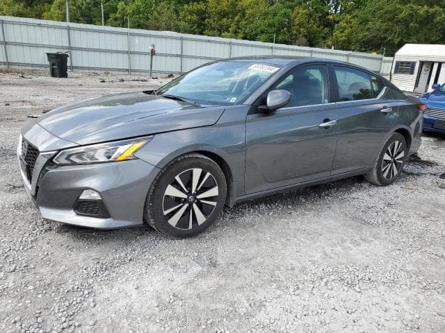 2022 Nissan altima salvage