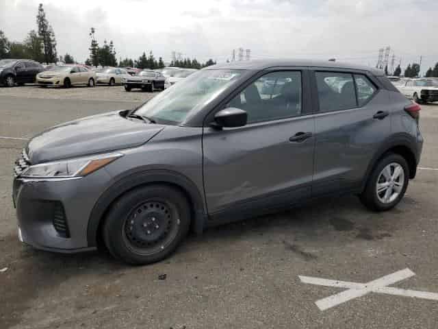 2022 Nissan kicks Background