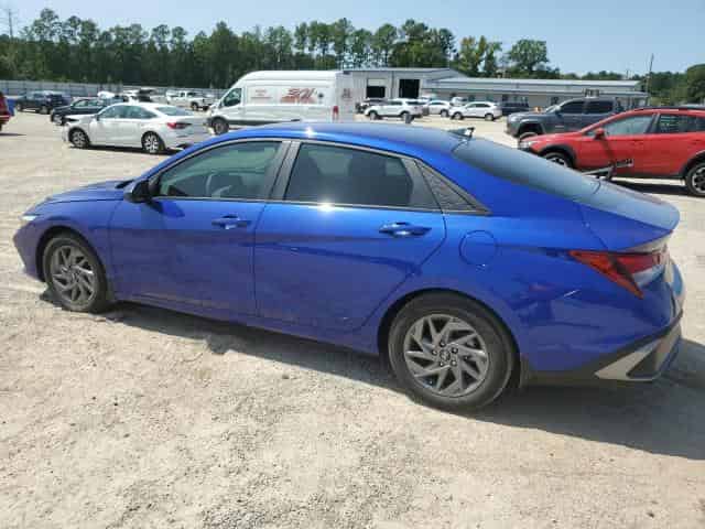 2024 Hyundai Elantra, Sel Background