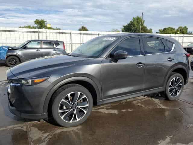 2022 Mazda cx-5 premi Background