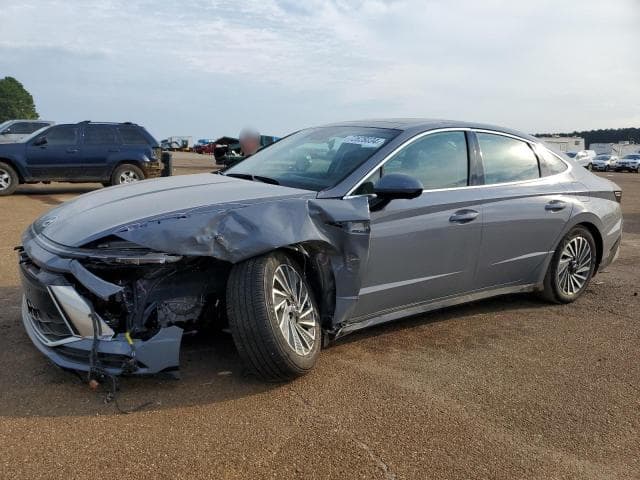 2024 Hyundai Sonata, Hybrid Salvage Car