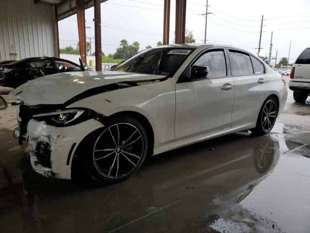 2021 BMW 3 series Background