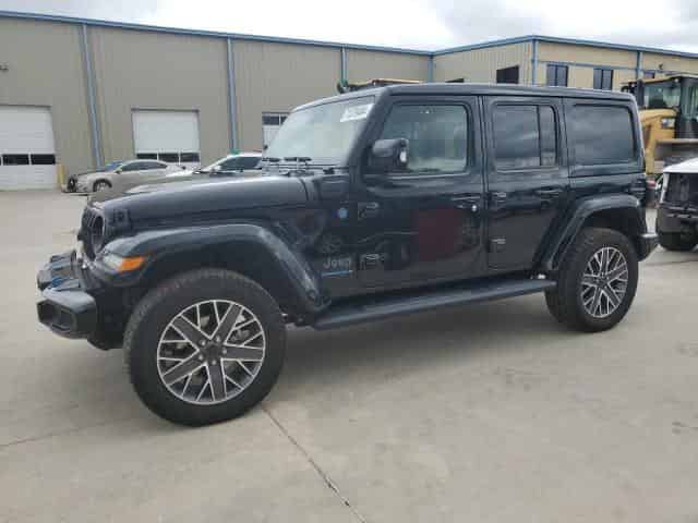 2024 Jeep Wrangler, High Altitude 4Xe Background