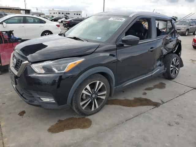 2020 Nissan Kicks, SR Background