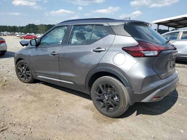 2023 Nissan Kicks, SR Background