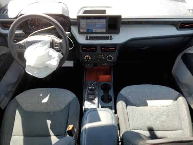 2023 Ford Maverick, XL Background