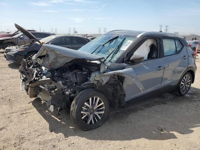 2024 Nissan kicks Salvage Car