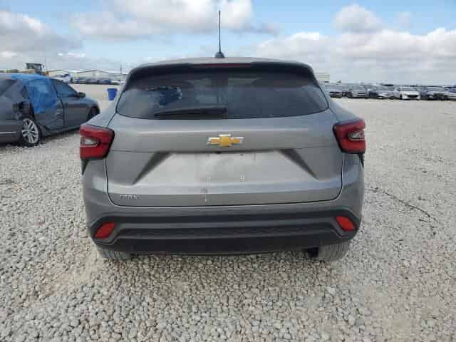 2024 Chevrolet Trax, LS Background