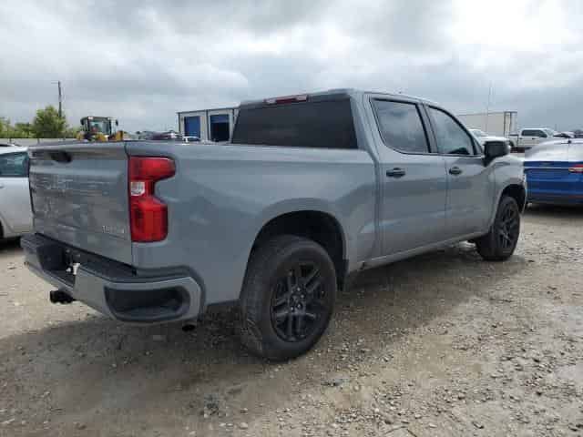 2024 Chevrolet Silverado, C1500 Custom Background