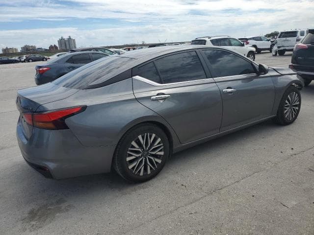 2023 Nissan Altima, SV salvage